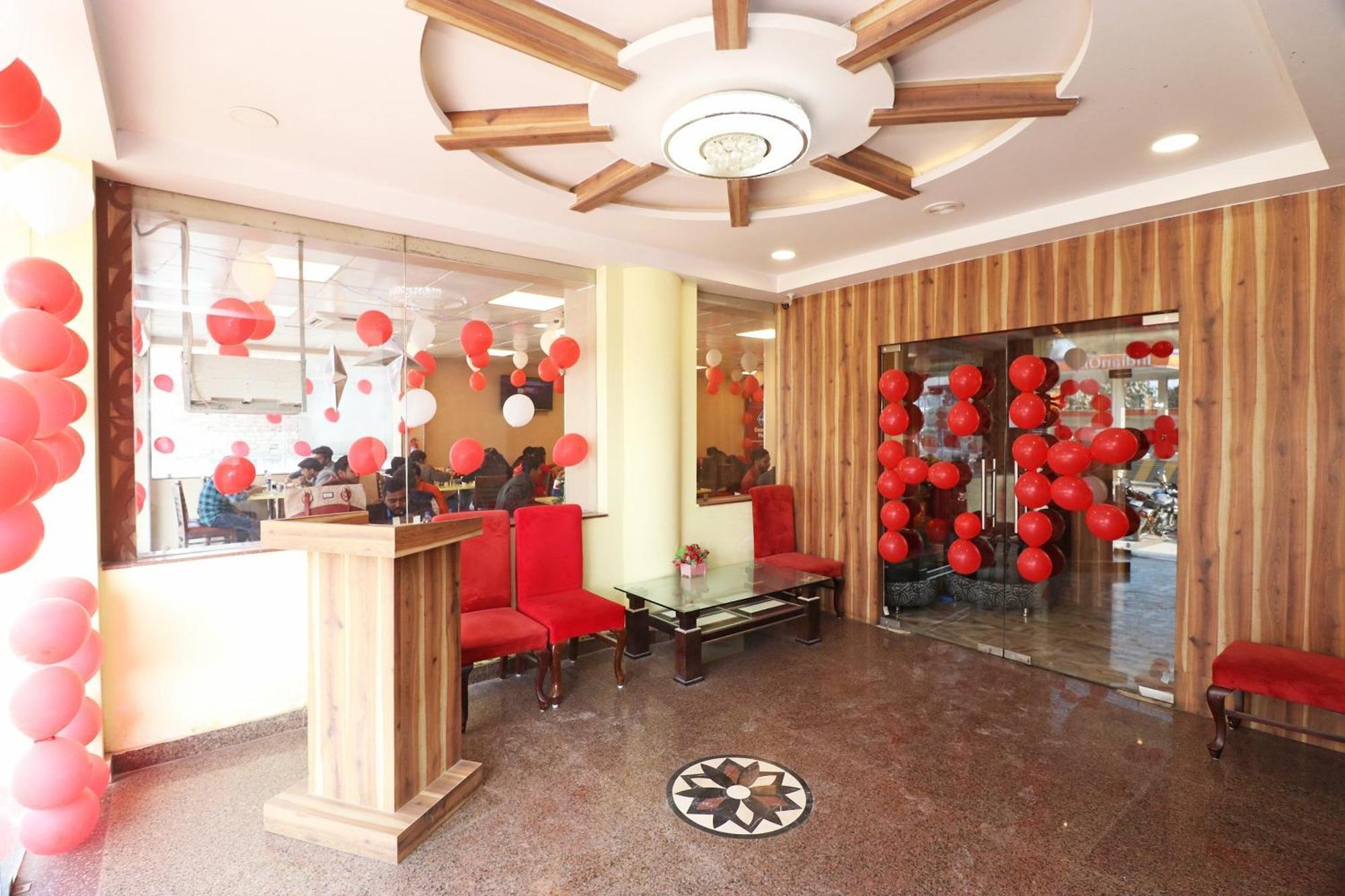 Hotel Centre Point Gorakhpur Eksteriør billede