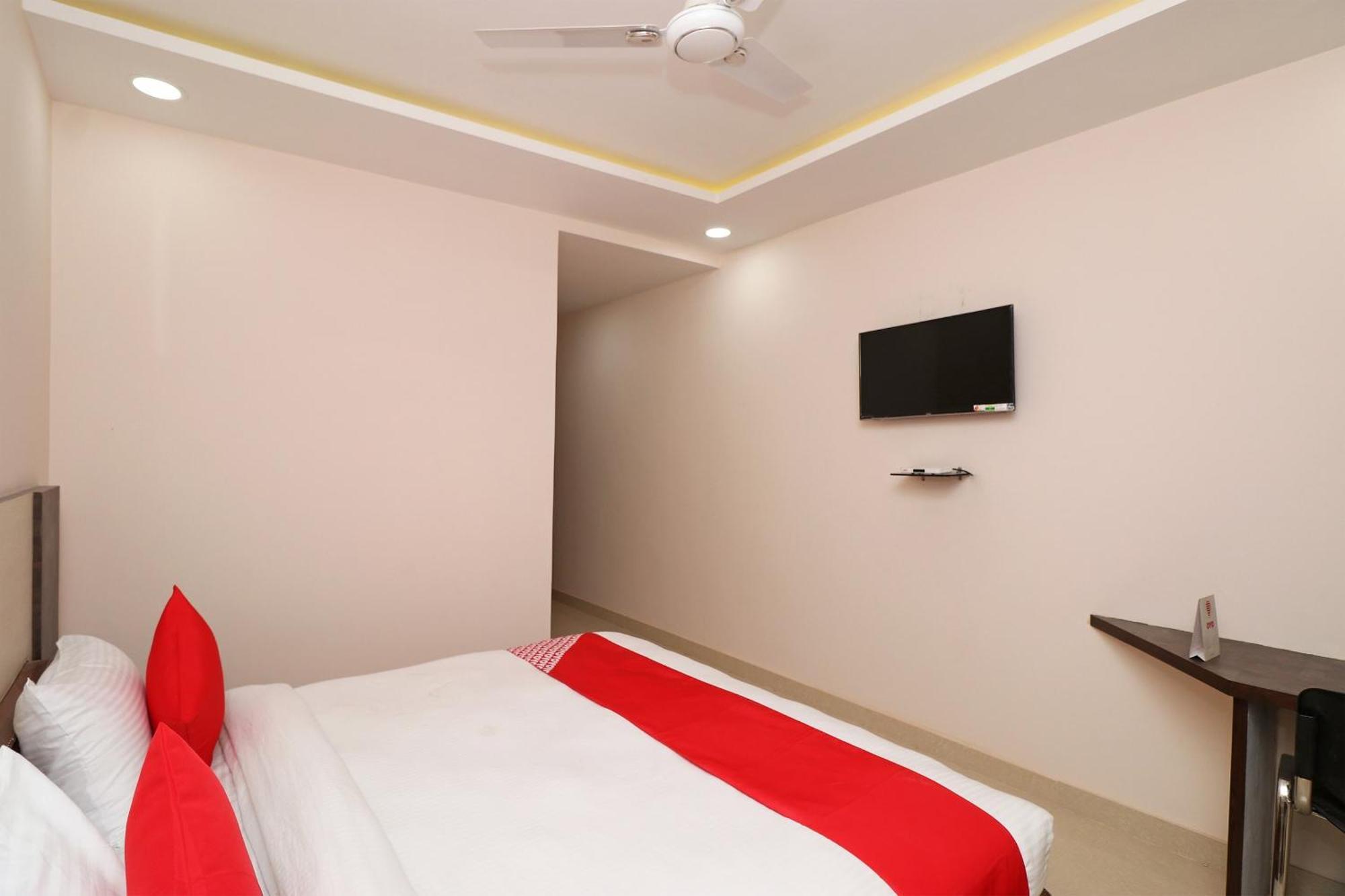 Hotel Centre Point Gorakhpur Eksteriør billede
